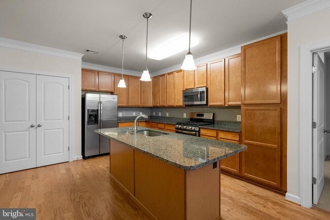 Photo - 13723 Neil Armstrong Ave Unidad 507