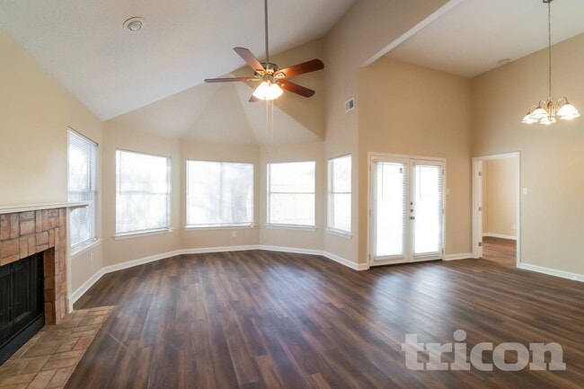 Photo - 16027 Hidden Acres Dr