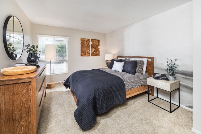 Photo - Plaza at Sherman Oaks