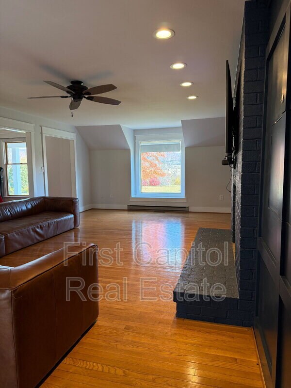 Photo - 8112 Pete Wiles Rd