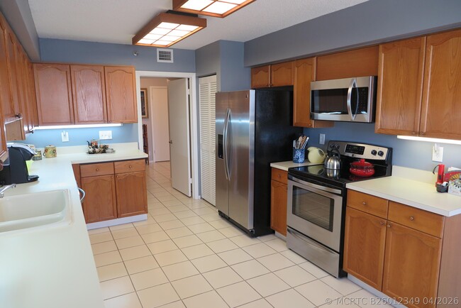 Photo - 7578 Regency Lake Dr Unit 501