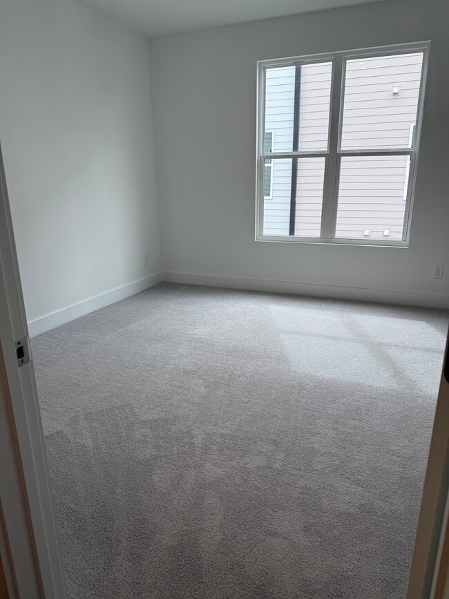 Photo - 518 Motivation Cir NW