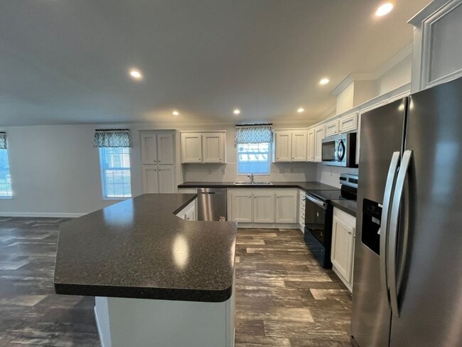 Photo - 328 Eland Dr