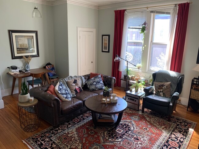 Photo - 194 Beacon St Unit 3