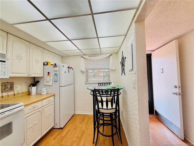 Photo - 9400 S Ocean Dr Unidad 102