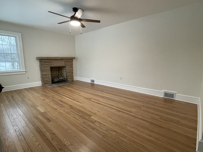 Photo - 21335 Green Spring Rd