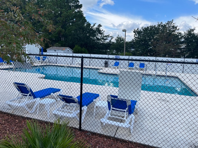 2266 Huntingdon Dr Unit H