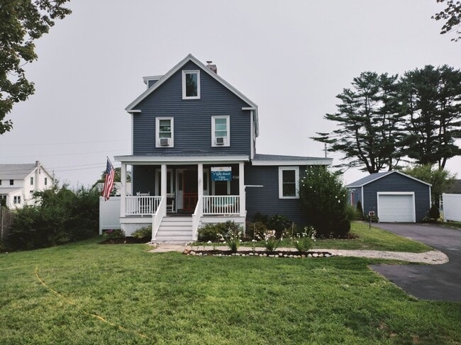 Photo - 1073 Post Rd