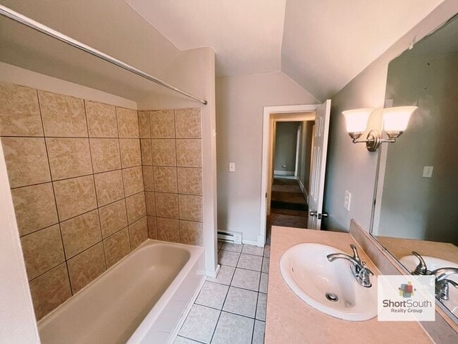Photo - 5 bed 2 bath Single Family Home