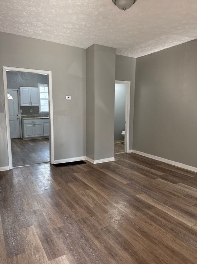 Photo - Great 2 bed 1.5 bath home includes bonus room and has central air conditioning!