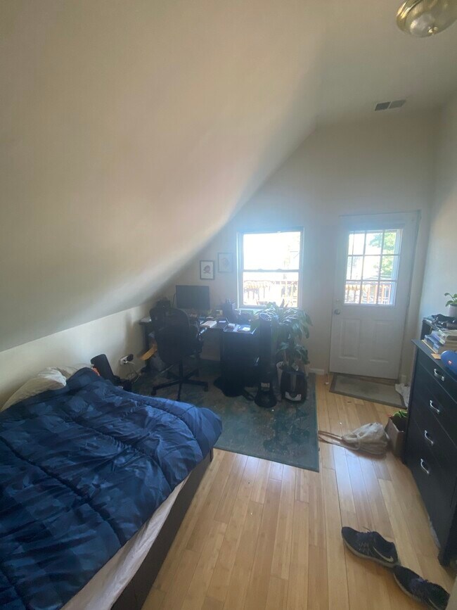 Photo - 3423 N Paulina St Unit 3