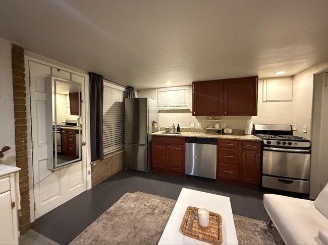 Photo - 868 S Pearl St Unit 3B