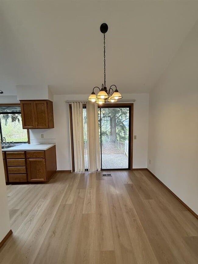 Photo - 17565 NW Woodmere Ct