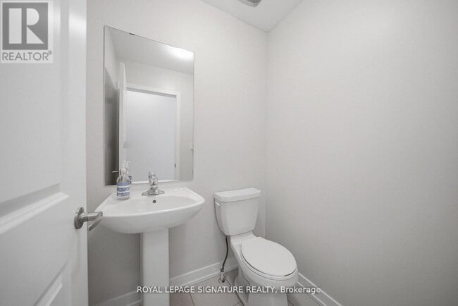 Photo - 1201 Dartmouth Cres