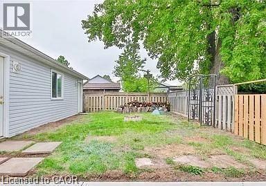 Photo - 549 Waterloo St