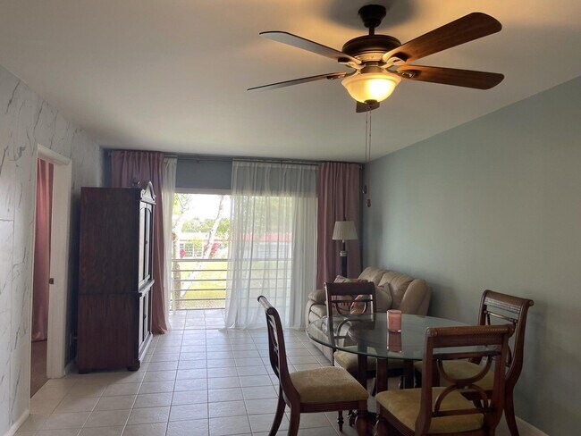 Photo - 155 Lake Carol Dr Unidad 155