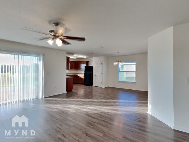 Photo - 6600 Wirevine Dr