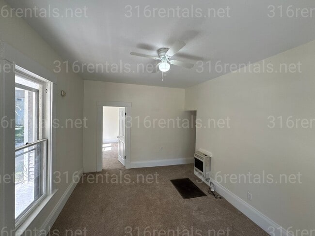 Photo - $750 - 2 bedroom/ 1 bathroom - Duplex