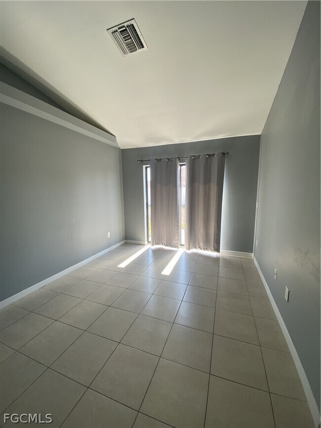 Photo - 928 SW 39th Terrace