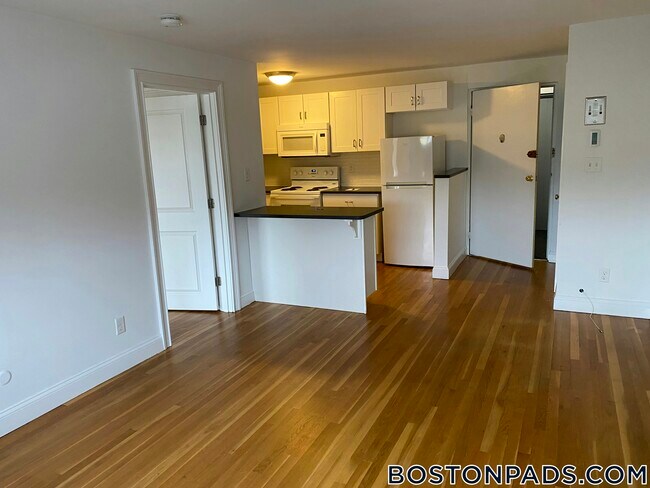 Photo - 134 Summer St Unidad 17