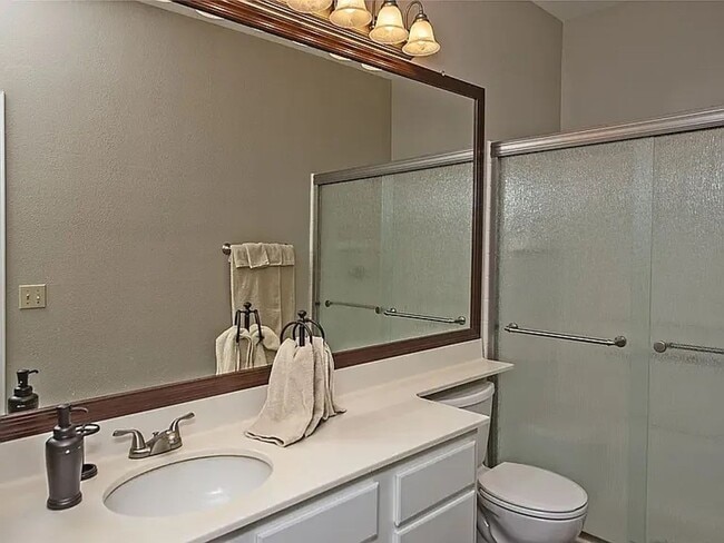 Photo - Furnished Condo. SCOTTSDALE SOMERSET 2 bed, 2 bath unit