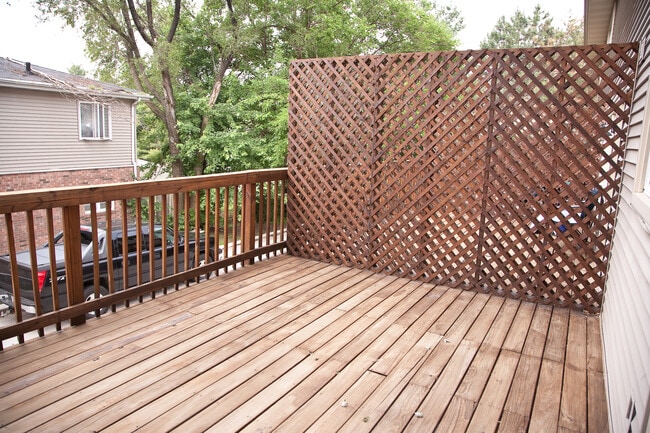 Photo - 205 Eisenhower Dr Unit 2