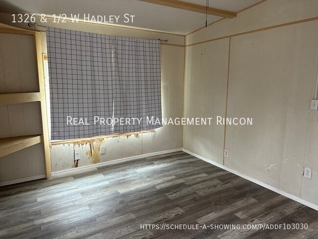 Photo - 1326-1322 W Hadley St