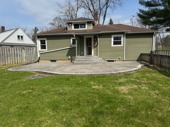 Photo - Single Family - Central AC, Penfield with Fairport Schools