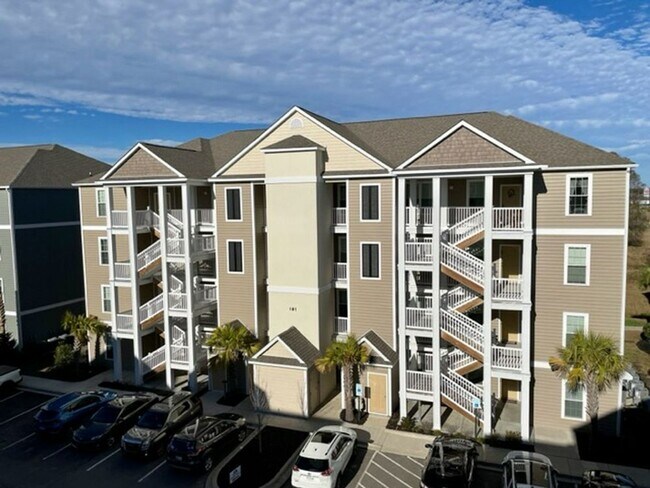Building Photo - 1 bedroom condo in Queens Harbour Unit 404