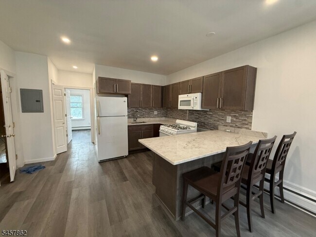 250 Paterson Ave Unit 1
