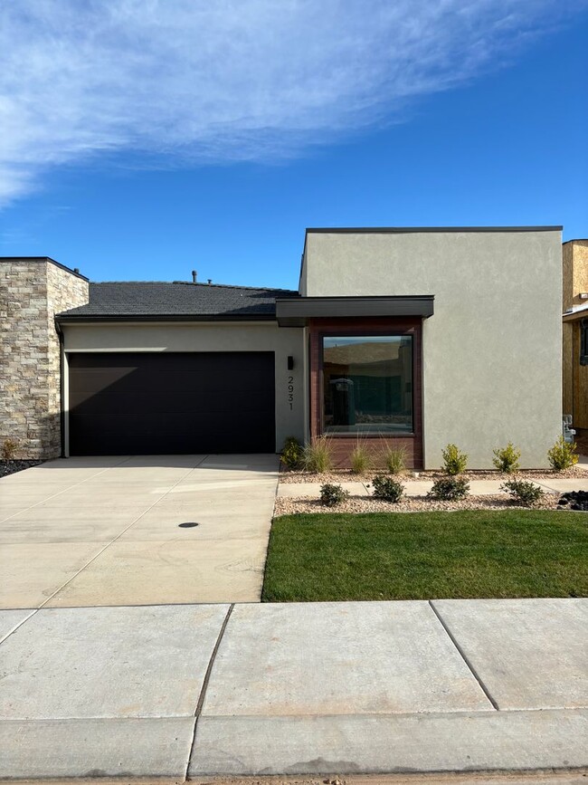 Building Photo - Price Reduced!! Woodland Estates Townhome!