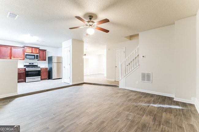 Photo - 305 Barshay Dr
