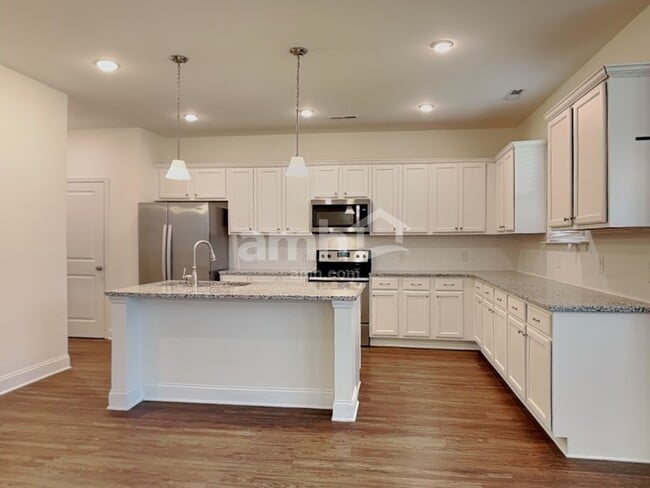 Photo - 203 Gregory Dr