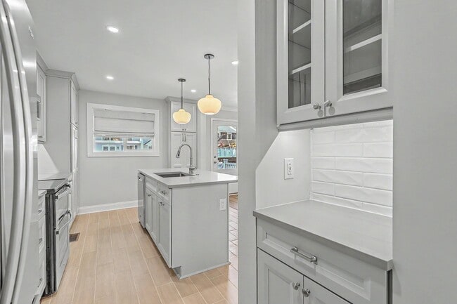 Photo - 958 Myrtle Ct