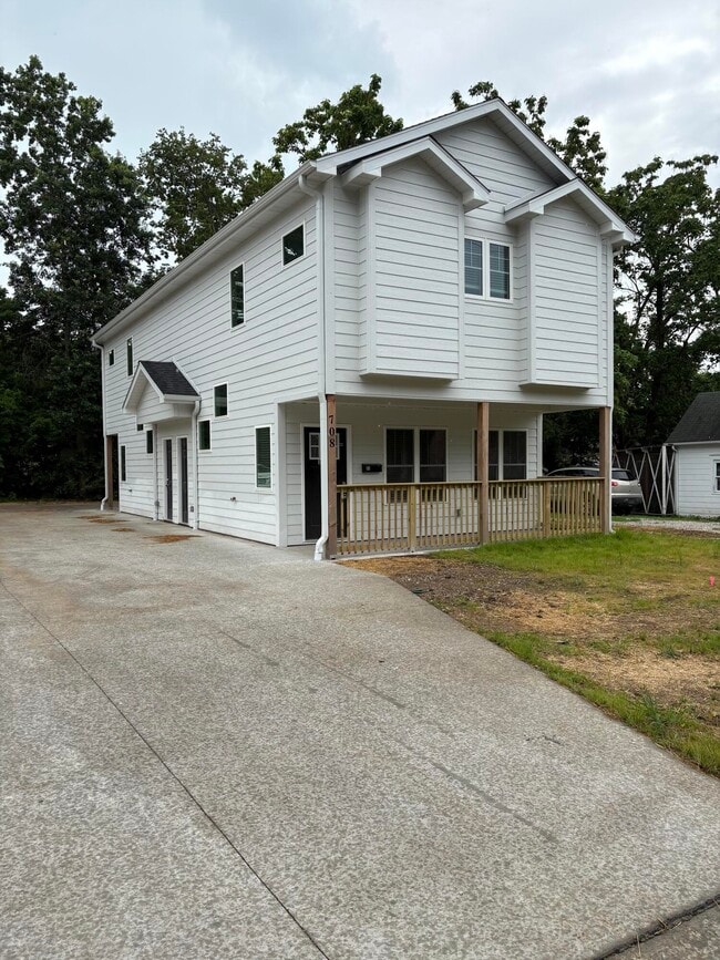 Photo - 708 N William St Townhome