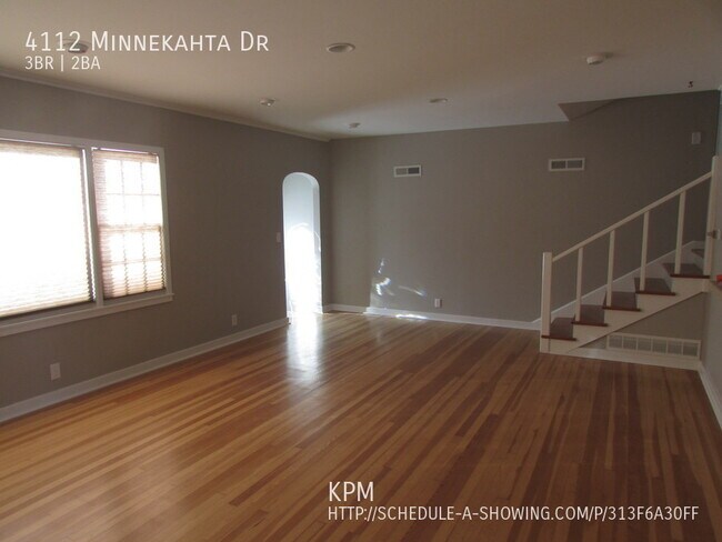 3 BEDROOM | 2 BATH | HOUSE | WEST - 3 BEDROOM | 2 BATH | HOUSE | WEST