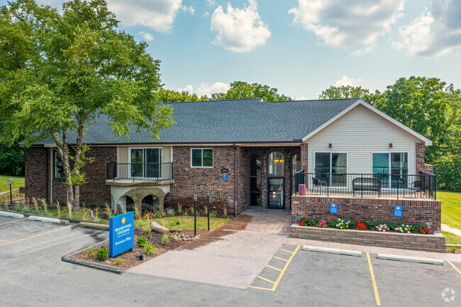 Building Photo - Brandywine Crossing Apartments