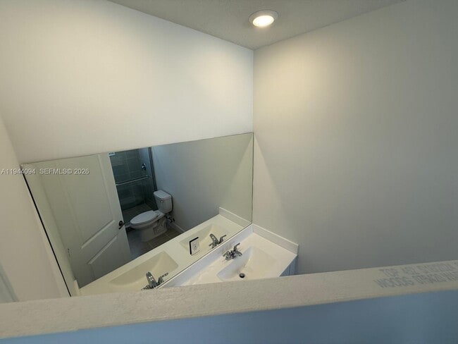 Photo - 116 NW 11th Ct