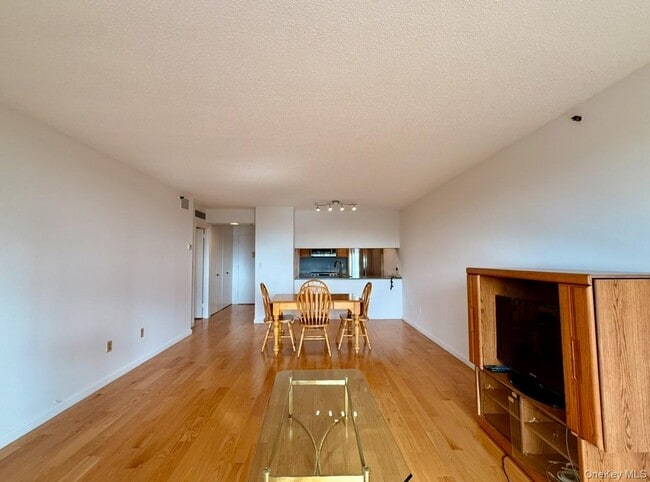 Photo - 25 Rockledge Ave Unit 604