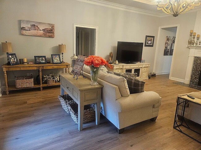 Photo - 608 Vanessa Dr