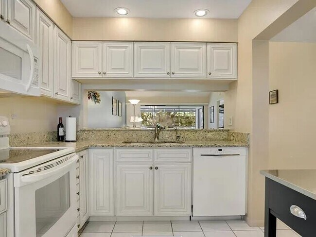 Photo - 4863 Winslow Beacon Unit 4863