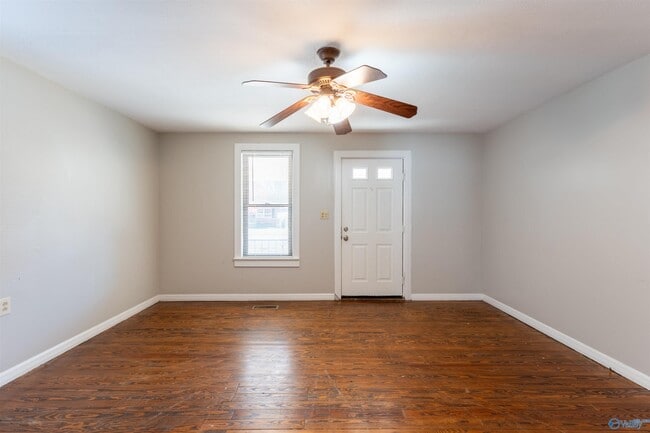 Photo - 1421 Rison Ave NE