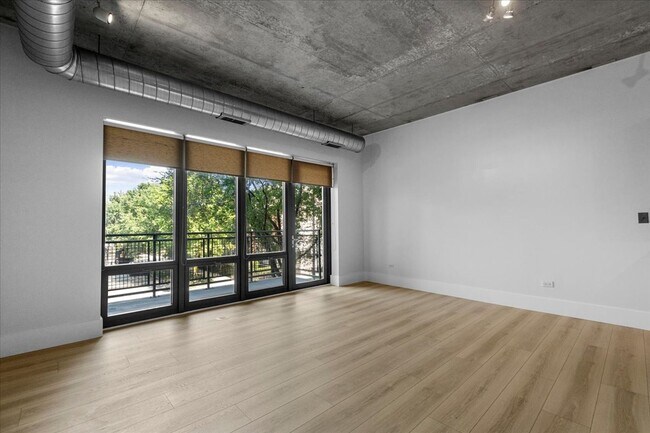 Photo - 1000 N Kingsbury St Condo