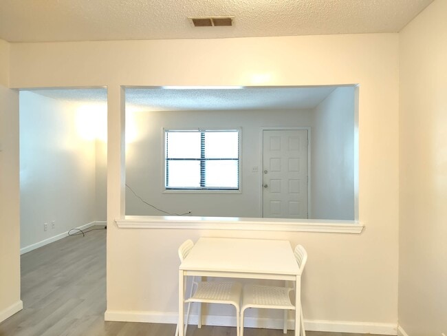 Photo - 801 Burcale Rd Unit K1