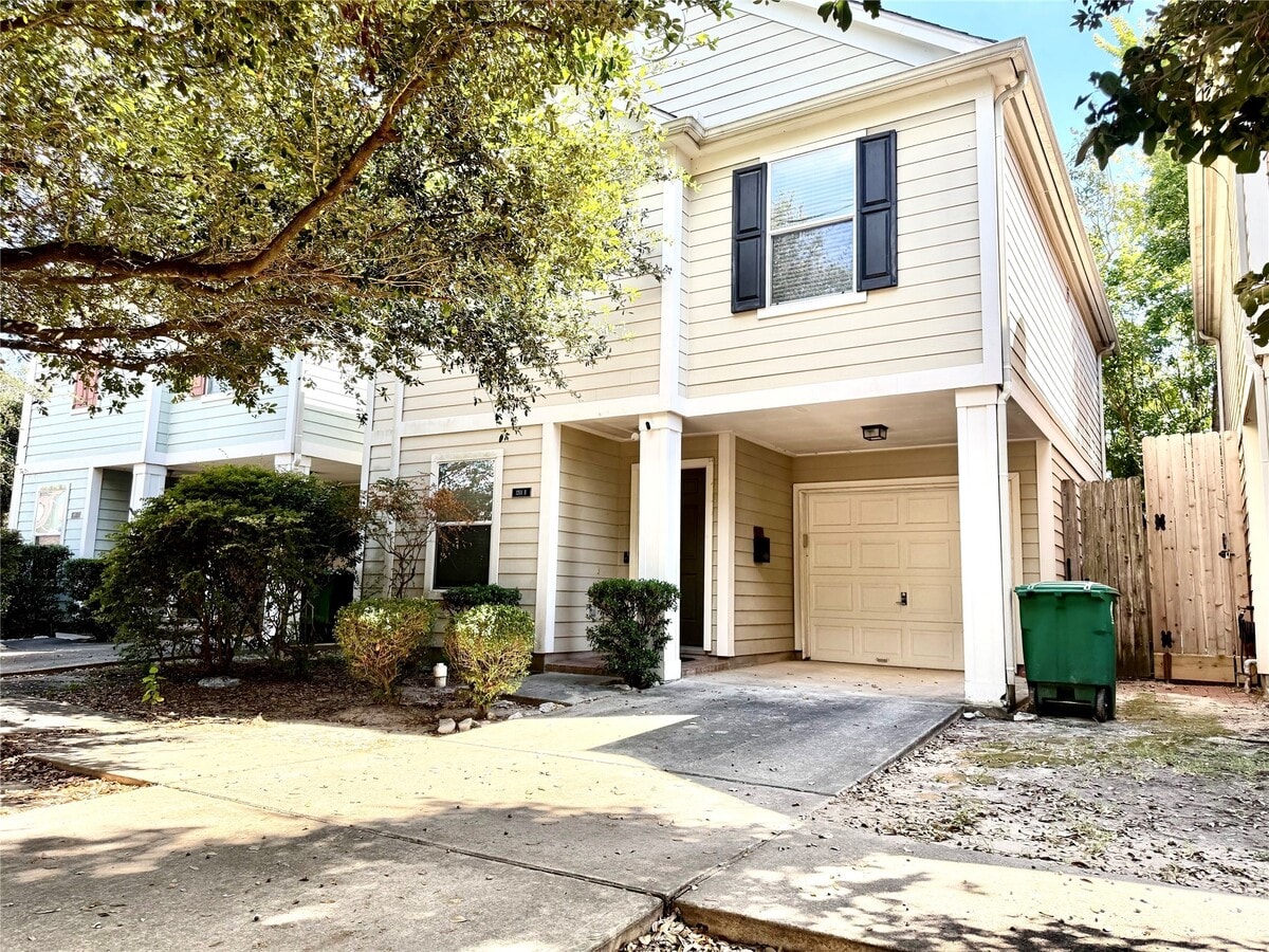 Photo - 1201 Palmer St Unit B