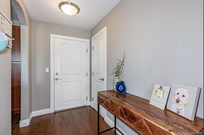Entry Way - 9059 E Panorama Cir Unit 309