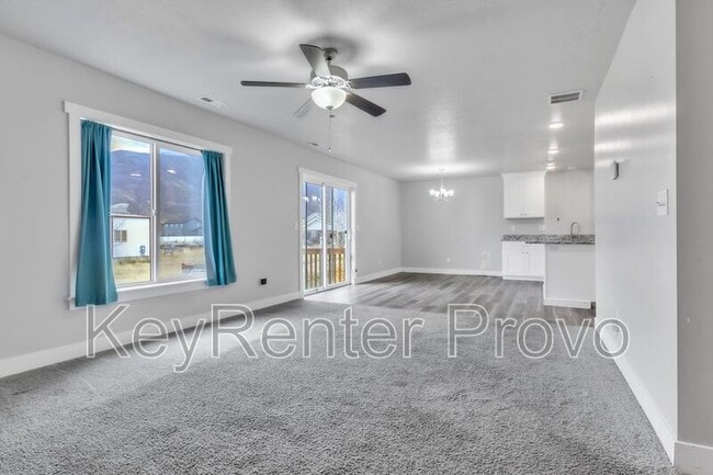 Photo - 1042 N 120 E St