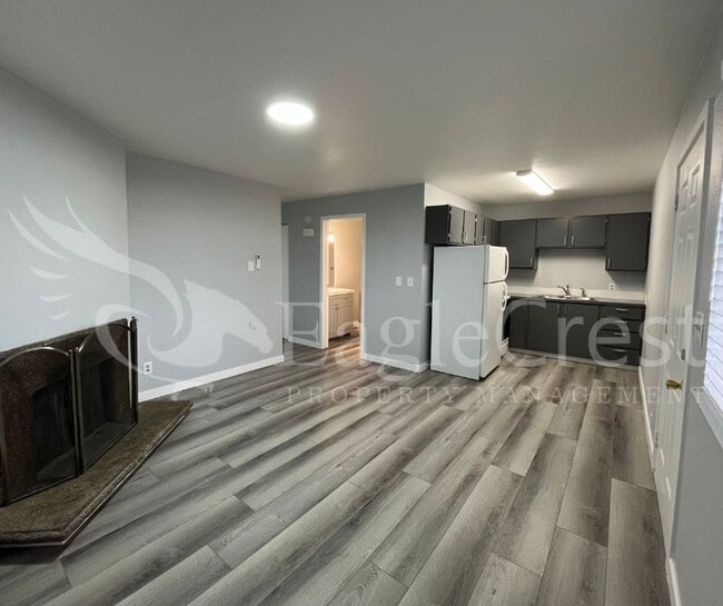 Photo - 17/19 S. Roosevelt Unit 17E