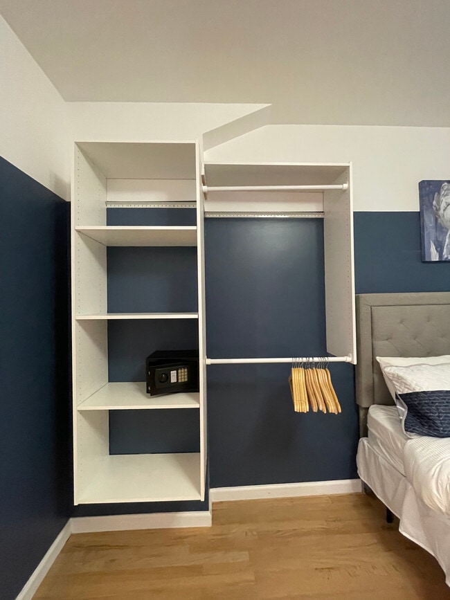 Photo - 230 Sullivan St