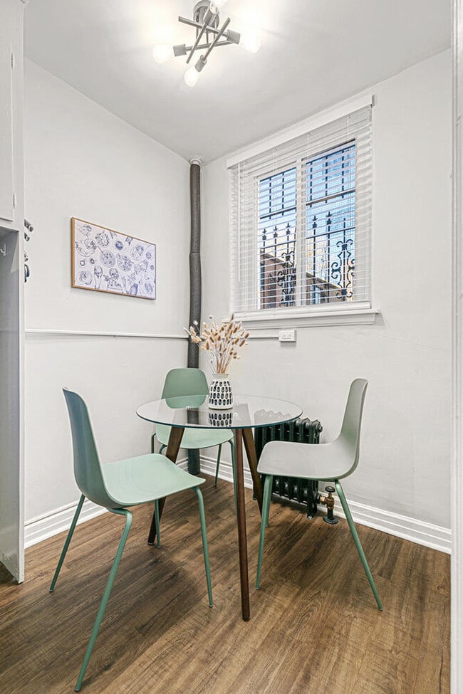 Photo - 1666 Detroit St Unit ID1071976P